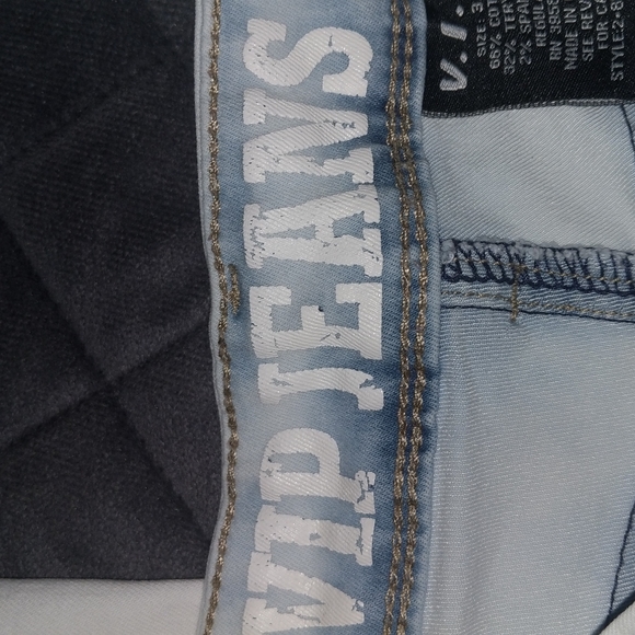 Women's VIP Jeans - Picture 5 of 7